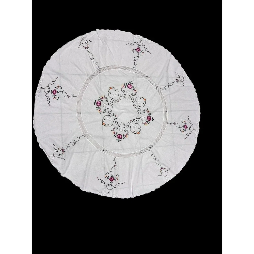 Vtg Linen Round Tablecloth White Embroidered Pink Flowers Cottage 61” Cottage